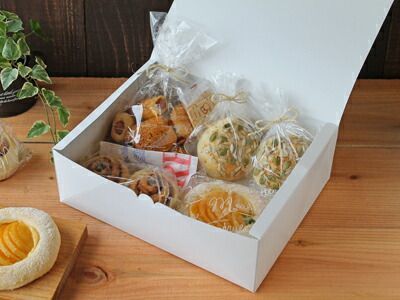 ラッピング 箱 ボックス ラッピング箱 洋生カートン ５号 小 ケーキ用箱 ケーキ 箱 ケーキBOX ケーキボックス テイクアウト ギフトボックス ラッピング用品 ラッピングボックス プレゼント