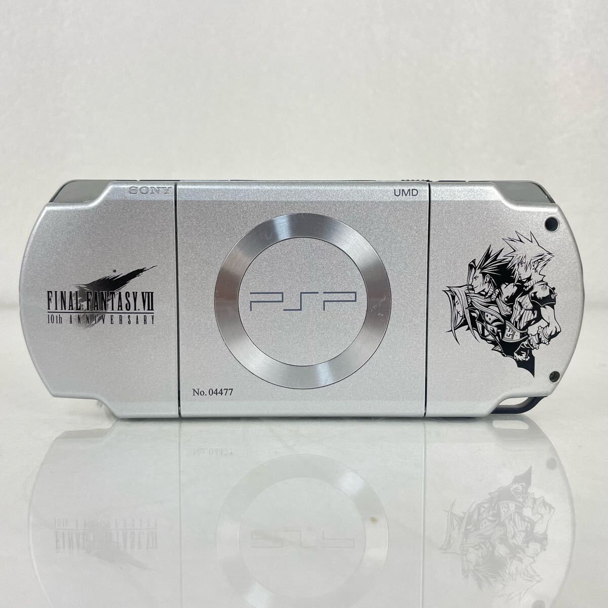 10周年限定 FINAL FANTASY VII CRISIS CORE PSP-2000 クライシス