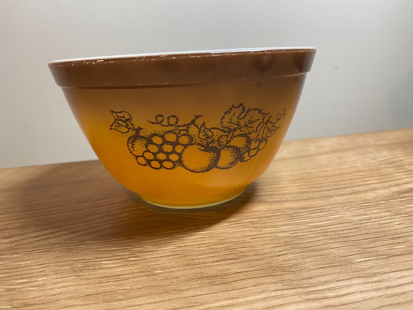 パイレックス　黄色　イエロー　バタープリント　アーミッシュ　ミキシングボウル パイレックス 黄色 イエロー バタープリント アーミッシュ ミキシング