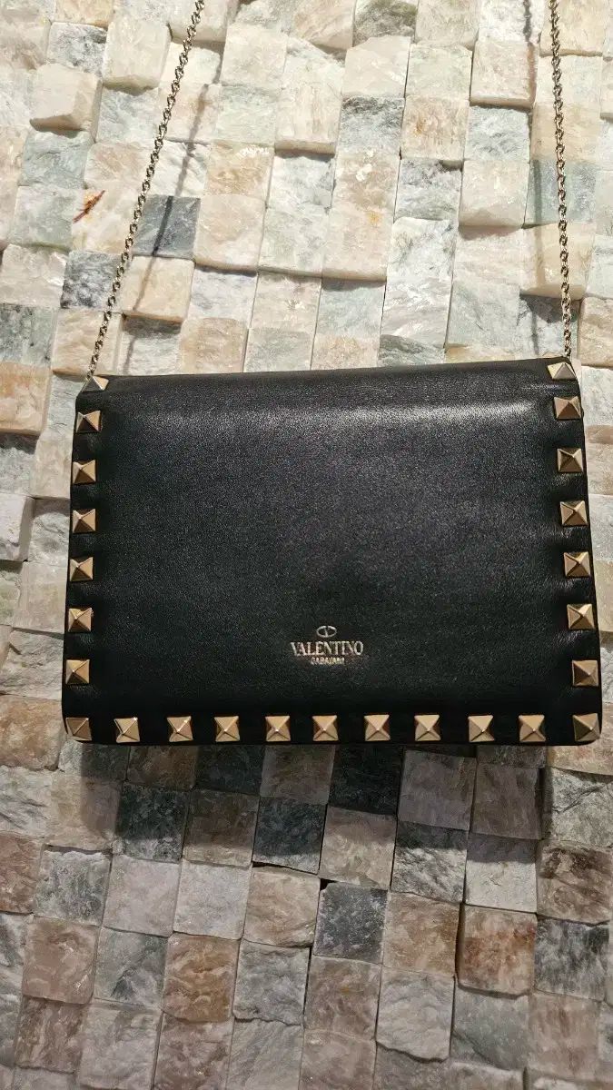 Valentino ヴァレンティノ