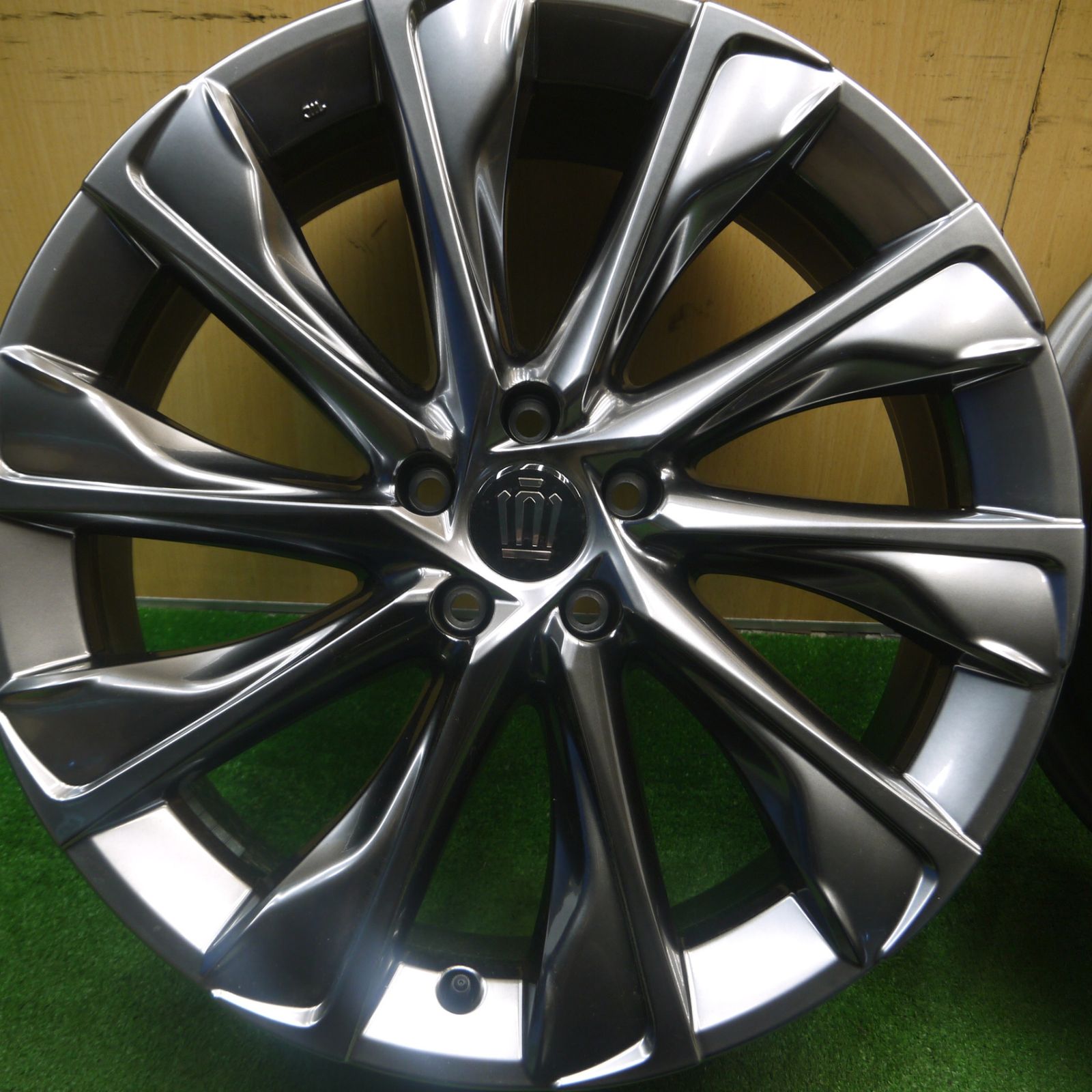 送料無料] 新車外し☆トヨタ クラウン クロスオーバー 純正 ホイール