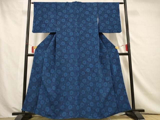 平和屋着物○本藍 型絵染 小紋 菊唐草文 正絹 逸品 AAAV7527zg