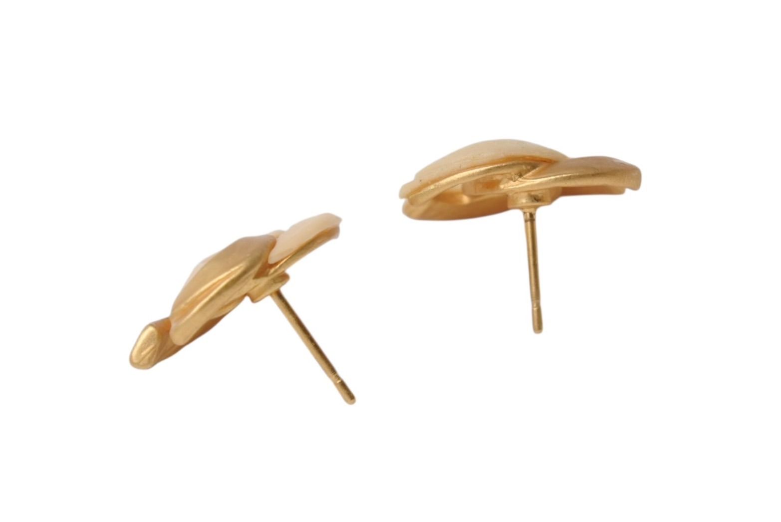 極美品 CHANEL シャネル ココマーク ピアス 重量約3.7g 00T刻印 バイ  