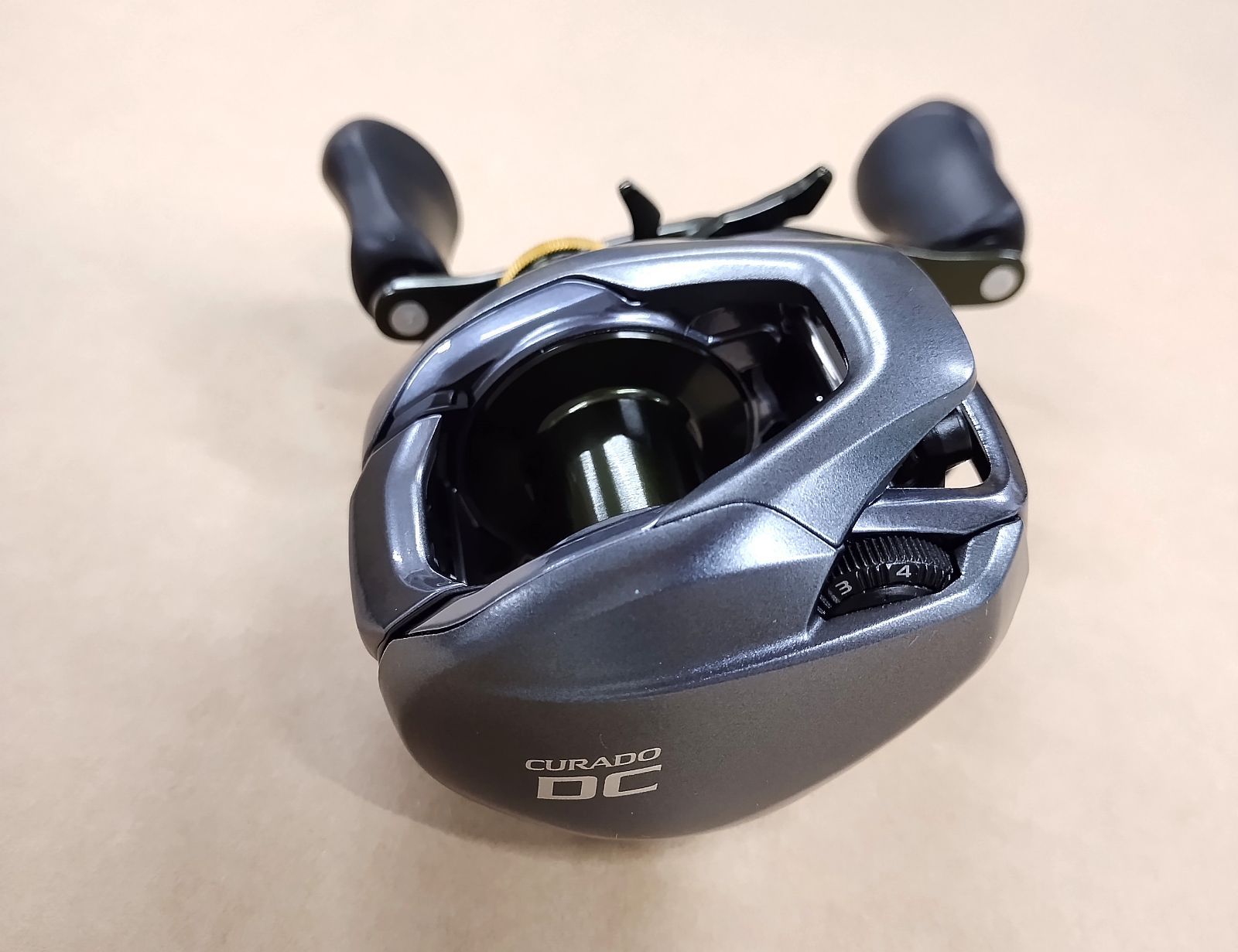 シマノ 22 クラド DC 201XG シマノ 22 クラド DC 201XG 左ハンドル