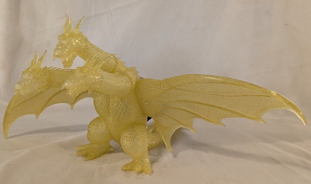 ムービーモンスターシリーズ　キングギドラ2002 劇場限定フィギュア タグ付き】ムービーモンスターシリーズ キングギドラ2002 劇場
