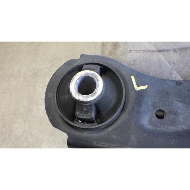 デミオ 6BA-DJLAS 左Fロアアーム