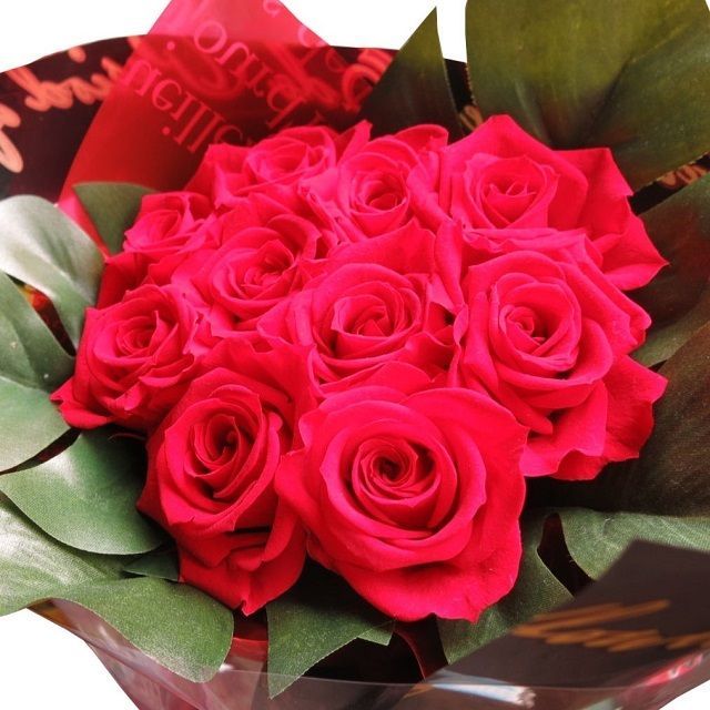 赤いバラのラウンドブーケ サヴォンローズ 花束 L（100本）ルビー