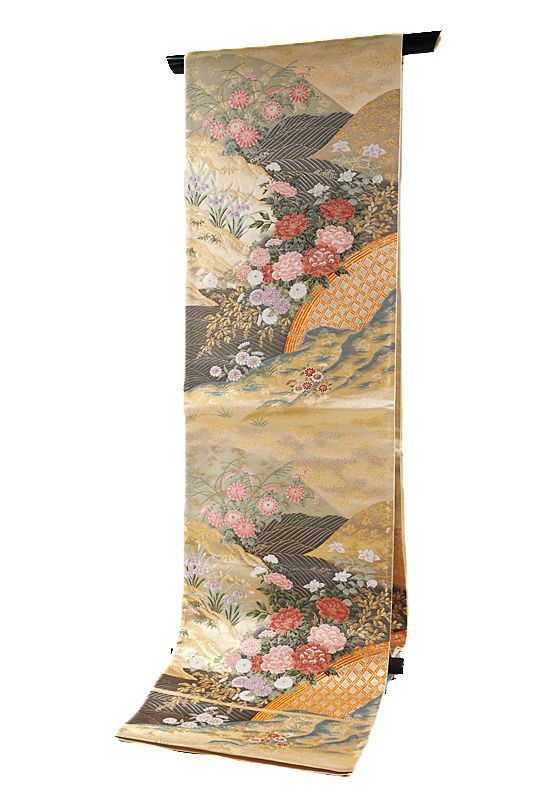 華やかな袋帯 クリーム色地 金糸唐織 中古】 袋帯 正絹 唐織 金糸 クリーム色 赤 ピンク 橙 黄色 白 紫 緑
