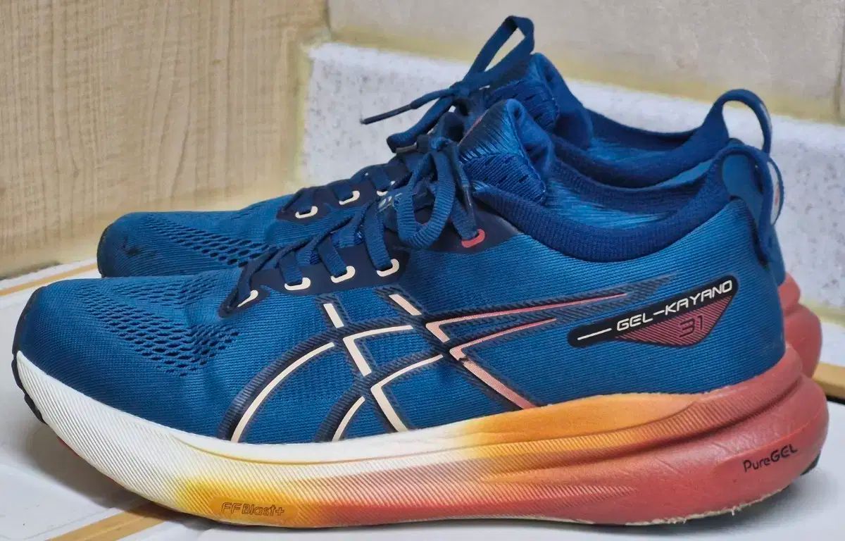 アシックス ゲル カヤノ 31 ランニングシューズ 275 サイズ