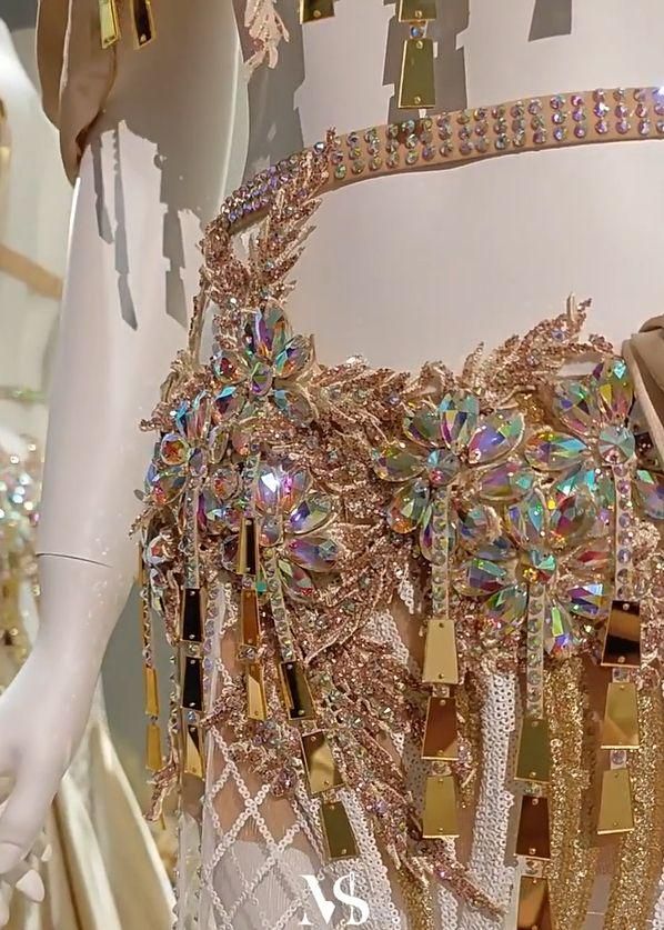 ベリーダンス衣装 オリエンタル衣装 ブラスカート 豪華 オーダーメイド ベリーダンス衣装 オリエンタル衣装 ブラスカート 豪華 オーダーメイド