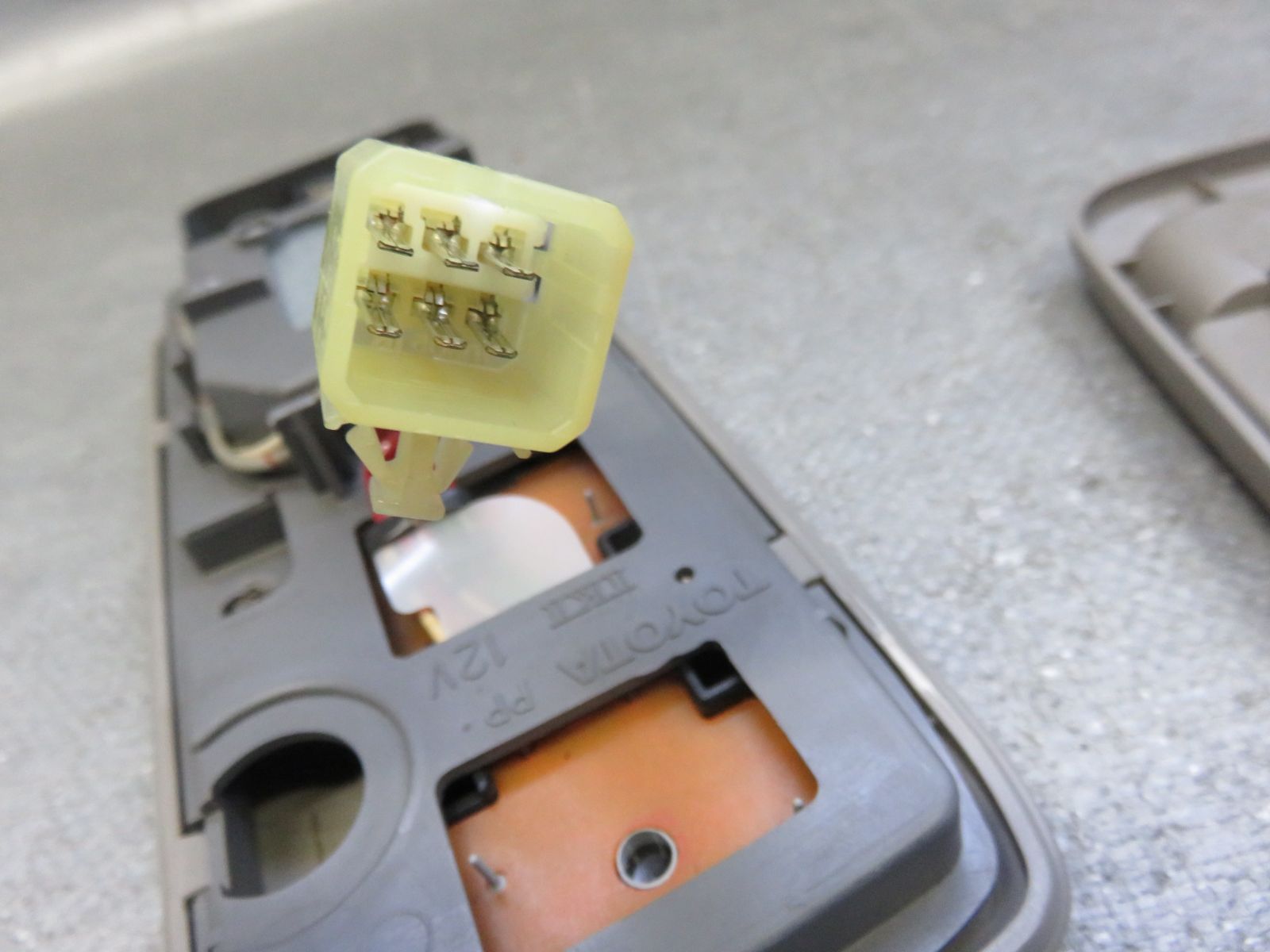 SXE10 アルテッツァ マップランプ サンルーフスイッチ ☆STD6786⁄トヨタ GXE10 SXE10 アルテッツァ ジータ GXE10W JCE10W