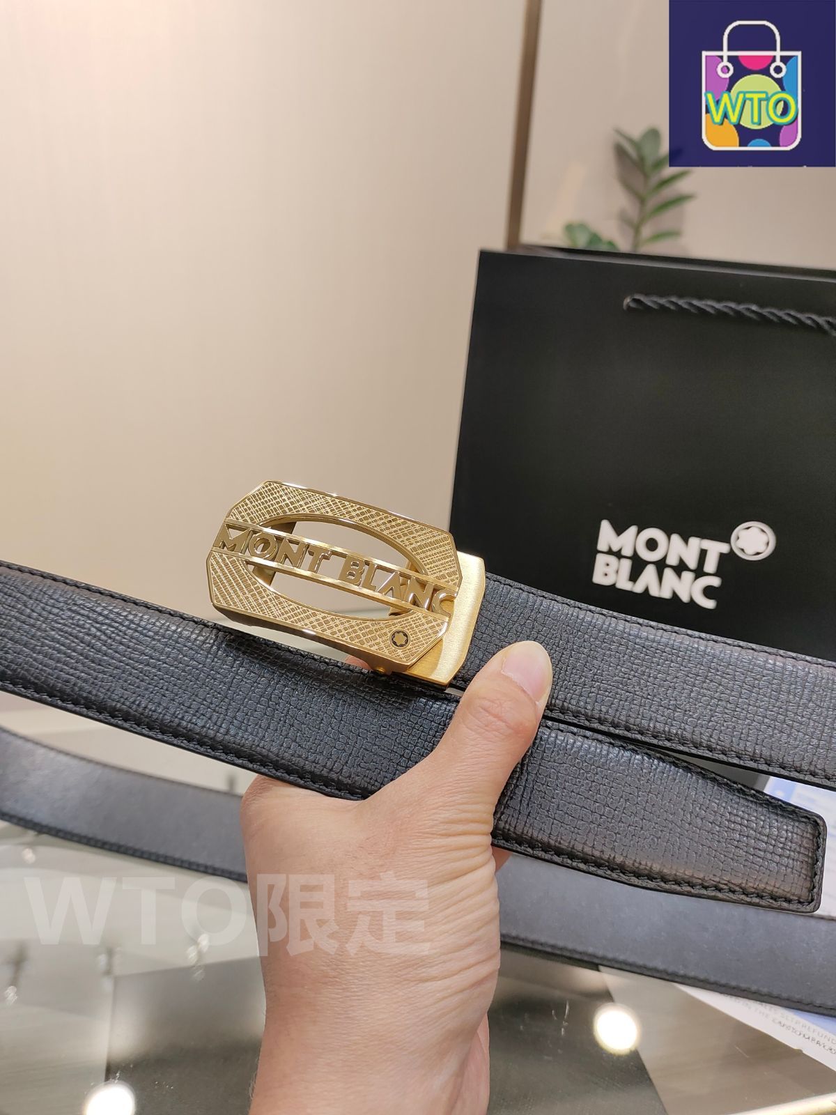 希少種‼️タイ産 本ナロー 塊石付き メルカリ便 希少種‼️タイ産 本