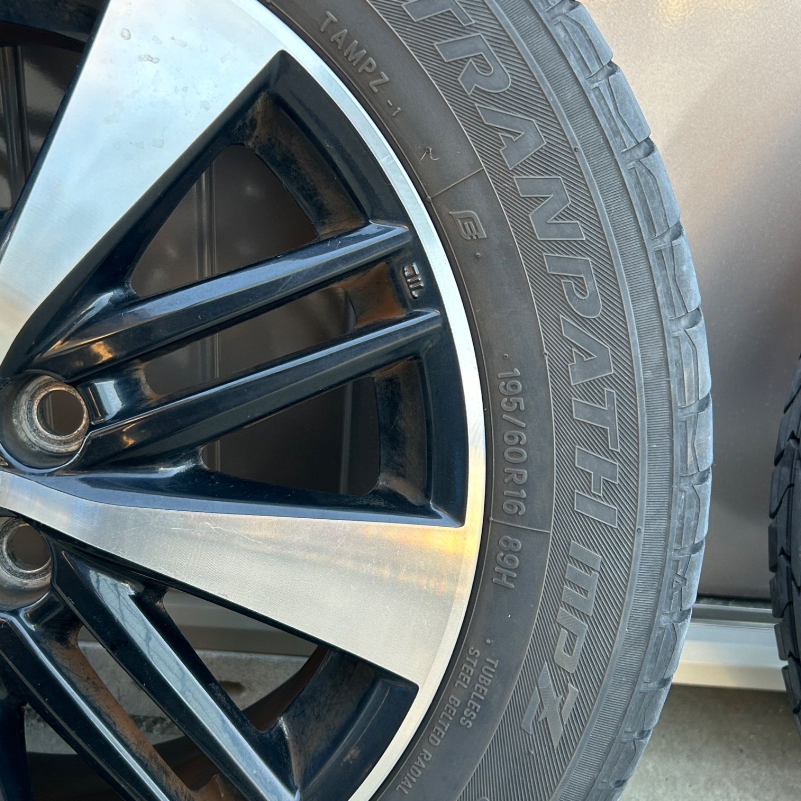 美品】TOYOTA トヨタ タイヤ 純正 ホイール 195/60R16 16×6J 45 TOYO