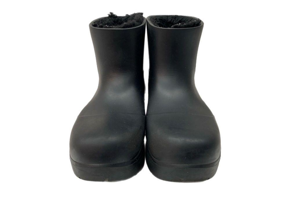 ボッテガヴェネタ BOTTEGA VENETA PUDDLE BOOT パドル ブーツ レイン ショート シューズ 内側ボア 長靴 黒 676889 V1BM0 1000 メンズ靴 レインシューズ 長靴 ブラック サイズ 42 104S-978