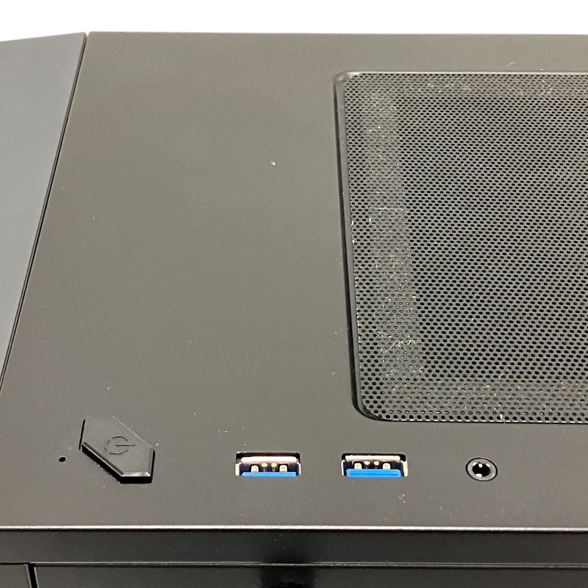 iiyama LEVEL∞ ILeDEs-M7P5 デスクトップ PC 16GB SSD 1TB iiyama LEVEL∞ ILeDEs-M7P5 デスクトップ PC 16GB SSD 1TB