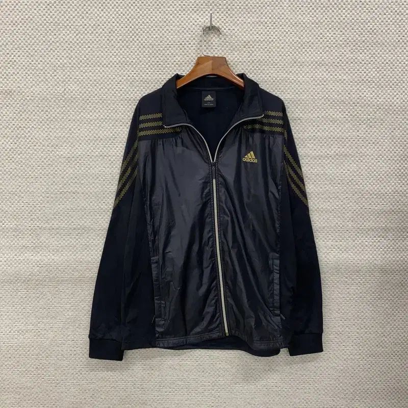【雷市場（ポンジャン）商品韓国直送】 adidas(アディダス) サムスンのロゴ ソードボーン トラックトップス ジャージ ジップアップ 100 K06722