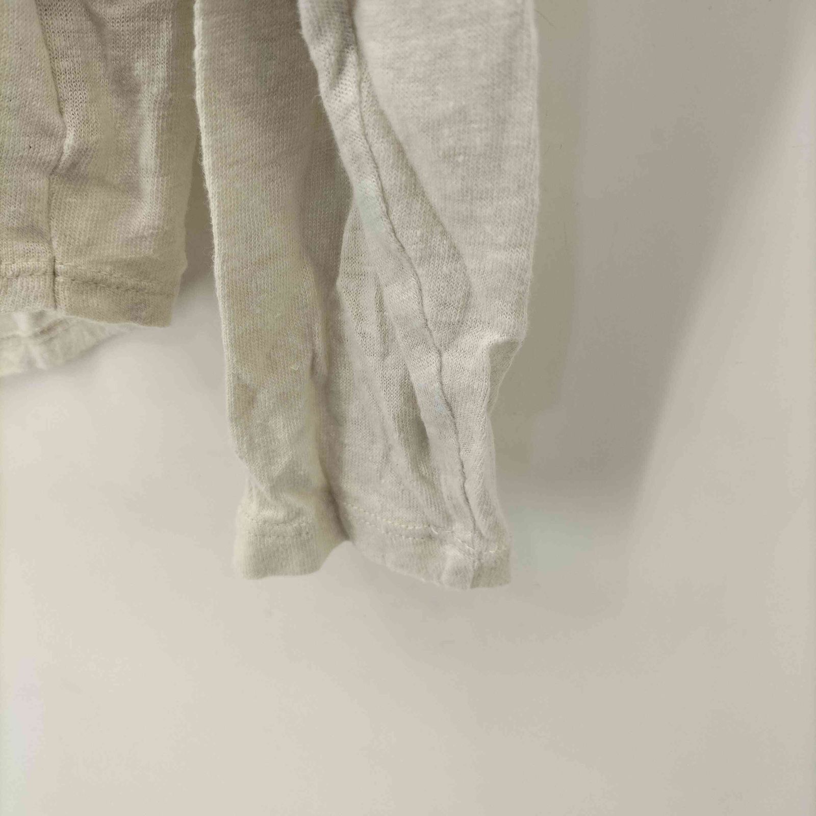 Spick and Span リネン天竺ラグランロンT グレー サイズフリー Spick & Span（スピックアンドスパン）の「  リネン天竺ラグランロンT（Tシャツ/カットソー）」 - WEAR spickandspan リネン天竺ラグランロンT Spick and Span リネン天竺ラグランロンT