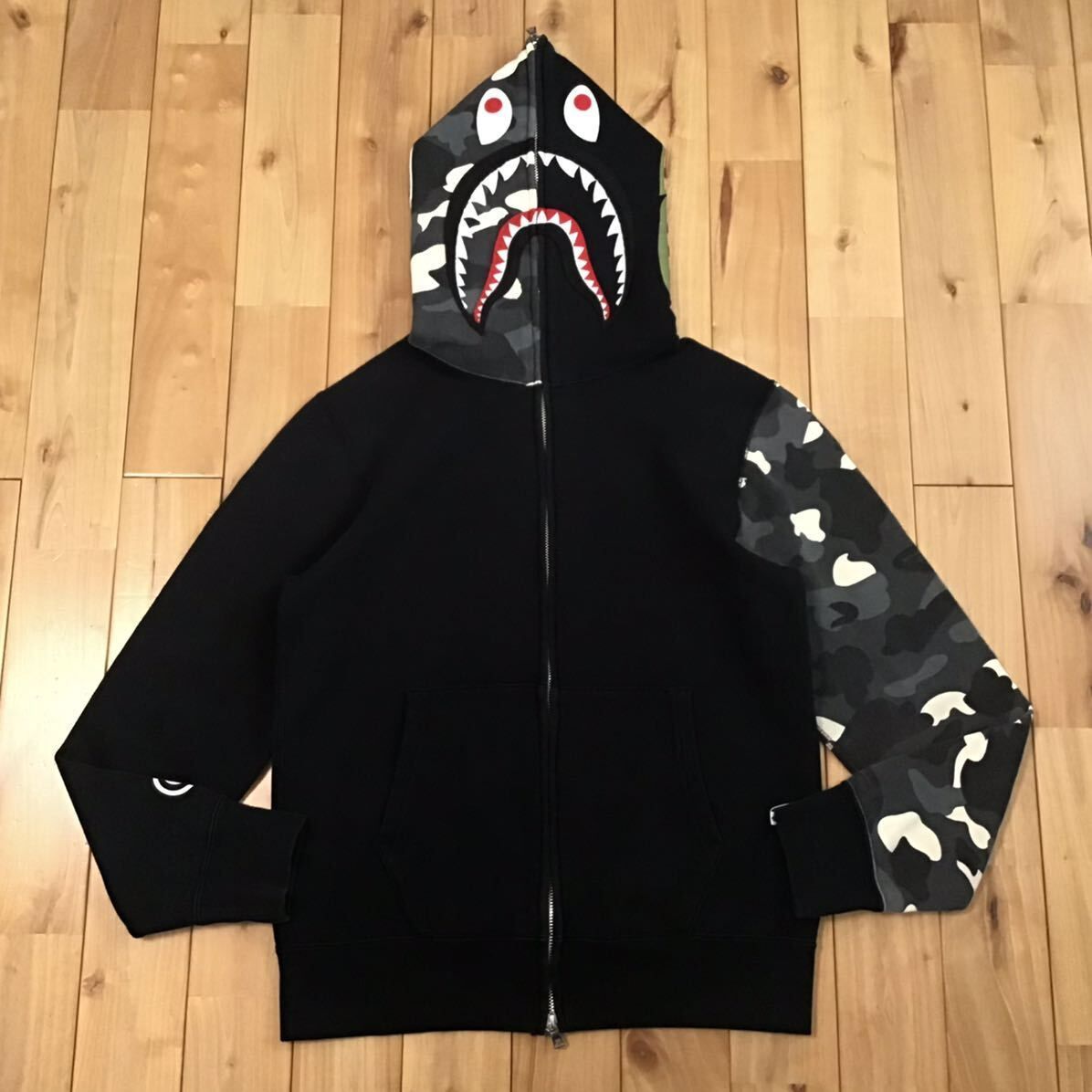 ☆蓄光☆ City camo シャーク パーカー Mサイズ shark full zip hoodie a bathing ape BAPE エイプ  ベイプ アベイシングエイプ 迷彩 - メルカリ