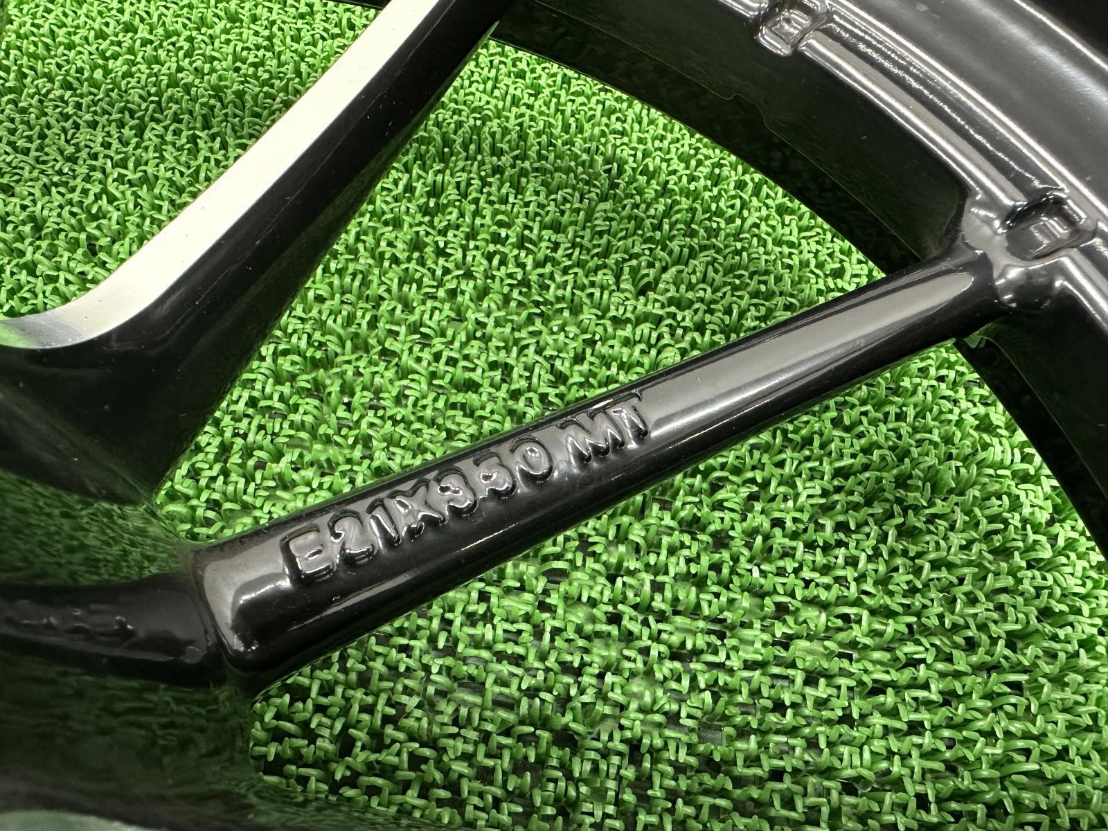 ハーレー fxsbブレイクアウト 純正ホイール前後