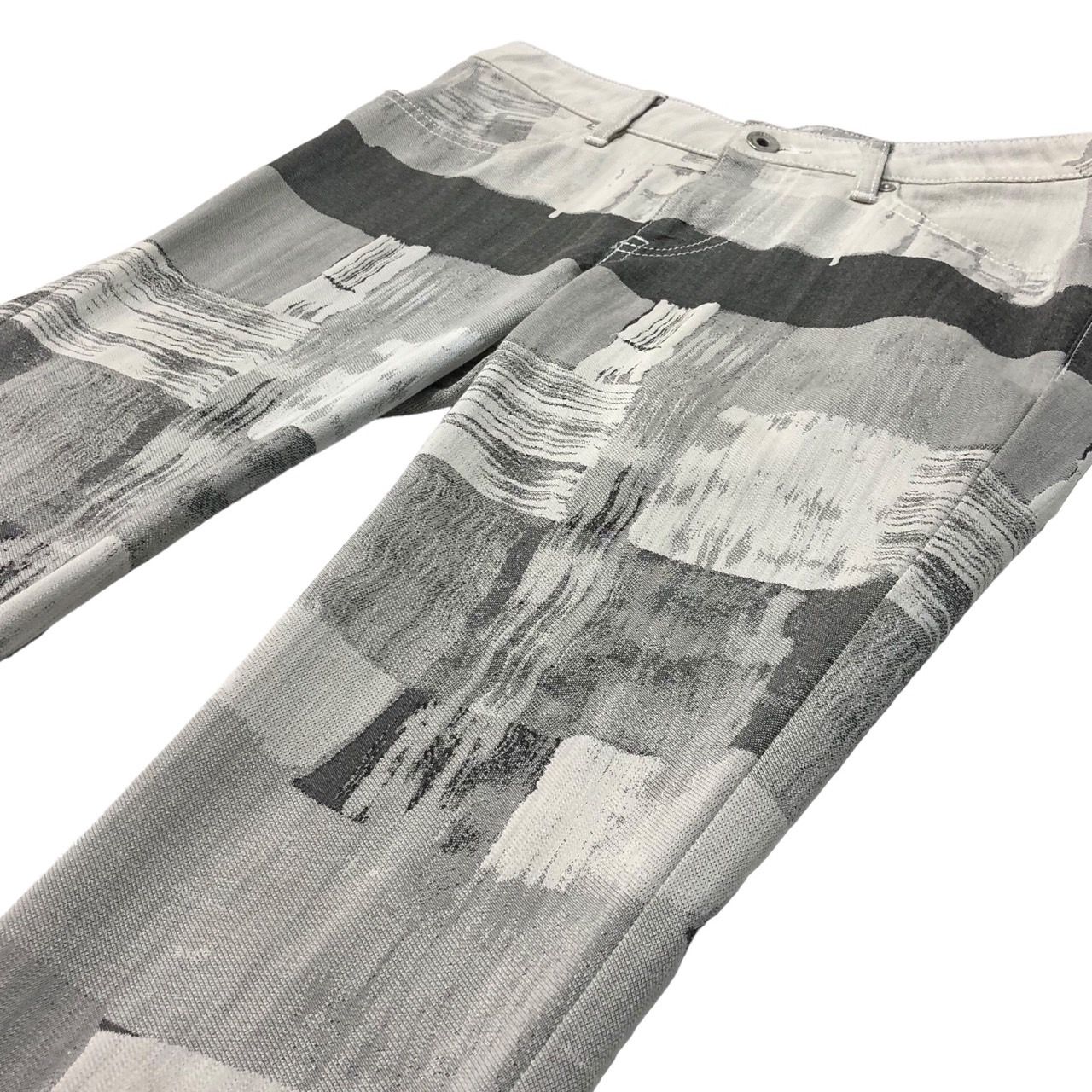ISSEY MIYAKE(イッセイミヤケ) 水墨画デザインストレッチデニム パンツ