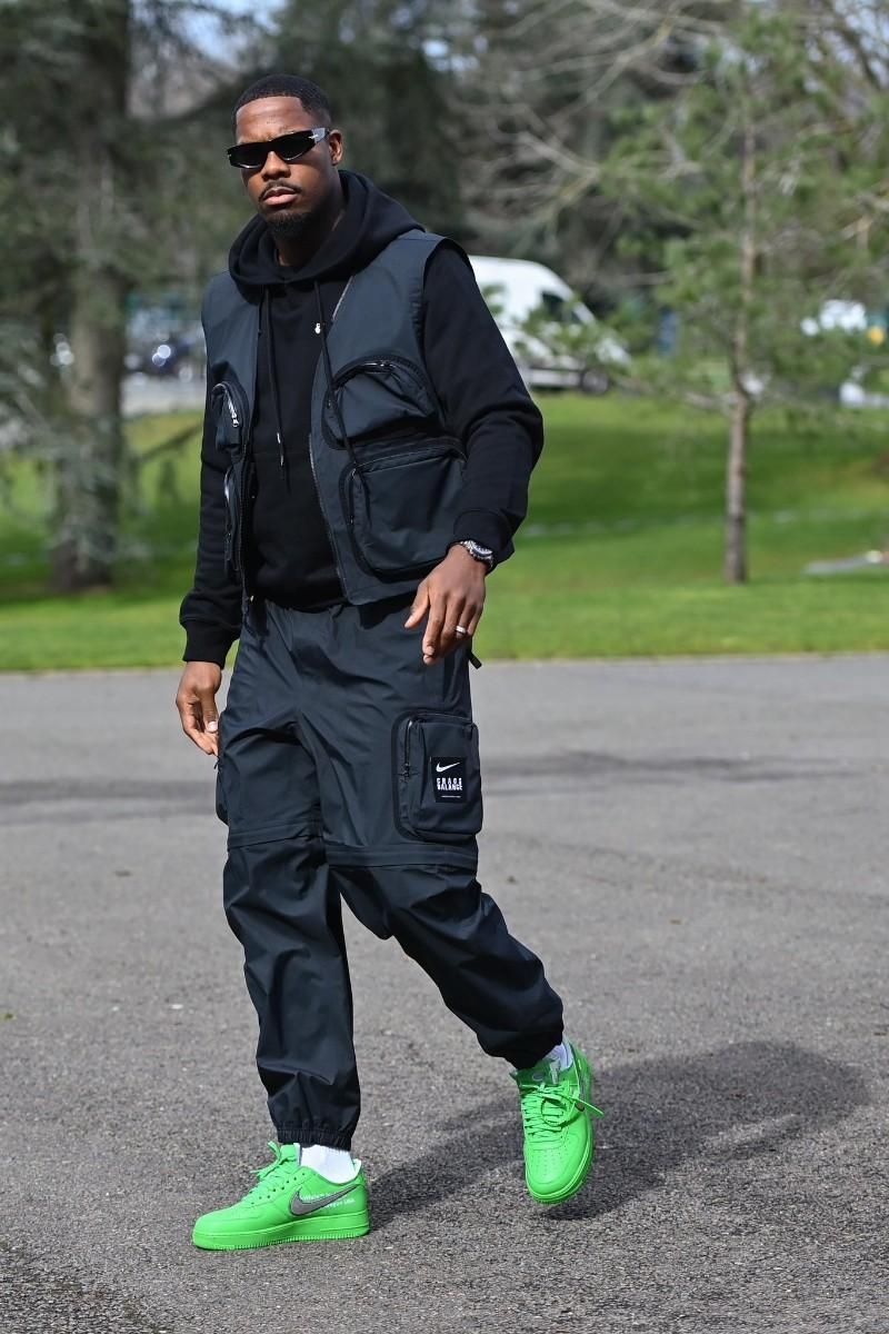 UNDERCOVER × Nike ブラックパンツM NIKE - NIKE × UNDERCOVER カーゴ