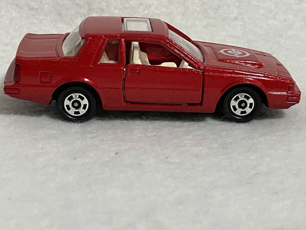 トミカ 赤箱 6 ニッサンシルビアクーペ 日産サニー福井販売株式会社