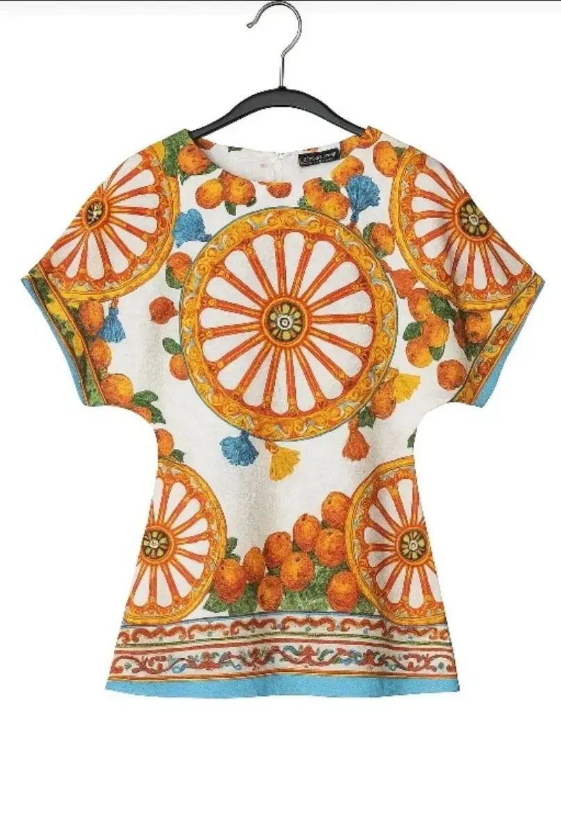 Dolce-Gabbana ドルチェ＆ガッバーナ Dolce ＆ Gabbana Tシャツ 販売しています