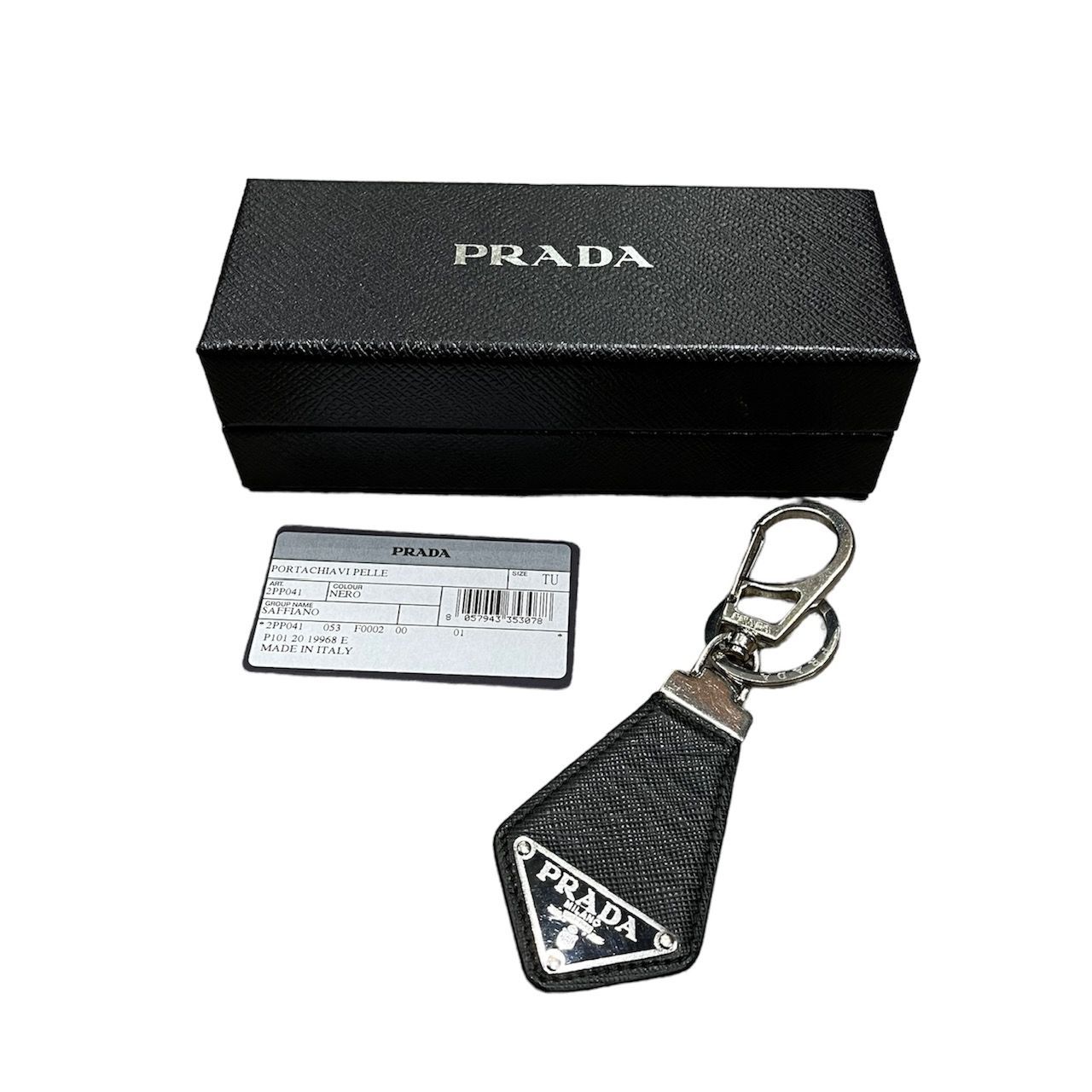 未使用品 PRADA キーリング サフィアーノロゴプレート 黒 ☆PRADA☆ キーリング SAFFIANO 三角ロゴプレート ブラック 財布