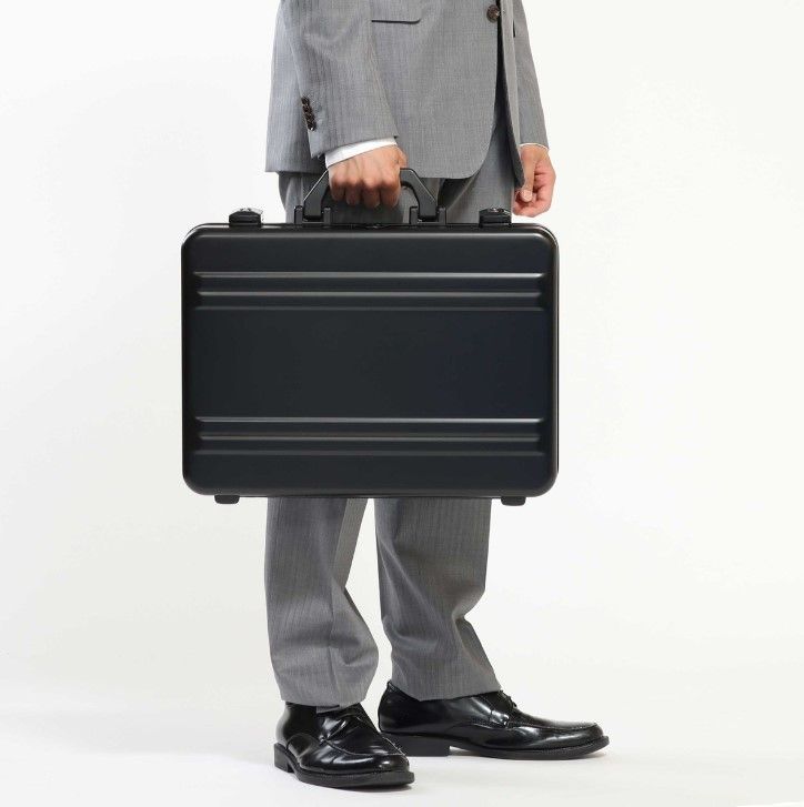 207396】ZERO HALLIBURTON ゼロ ハリバートン アタッシュケース