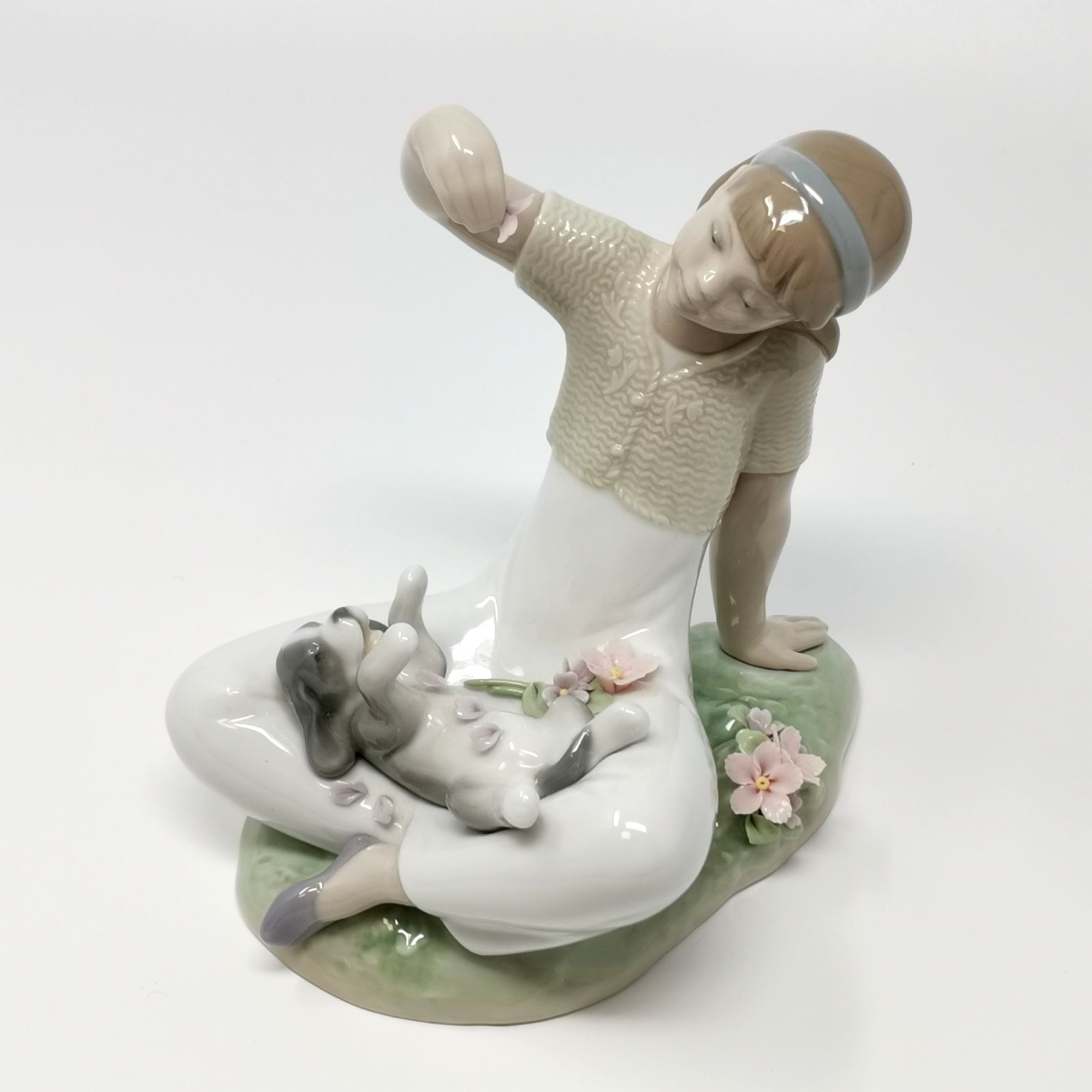 花咲く季節に ナオ NAO リヤドロ ヴィンテージ 陶器 インテリア 管理番号KKVTRKO34