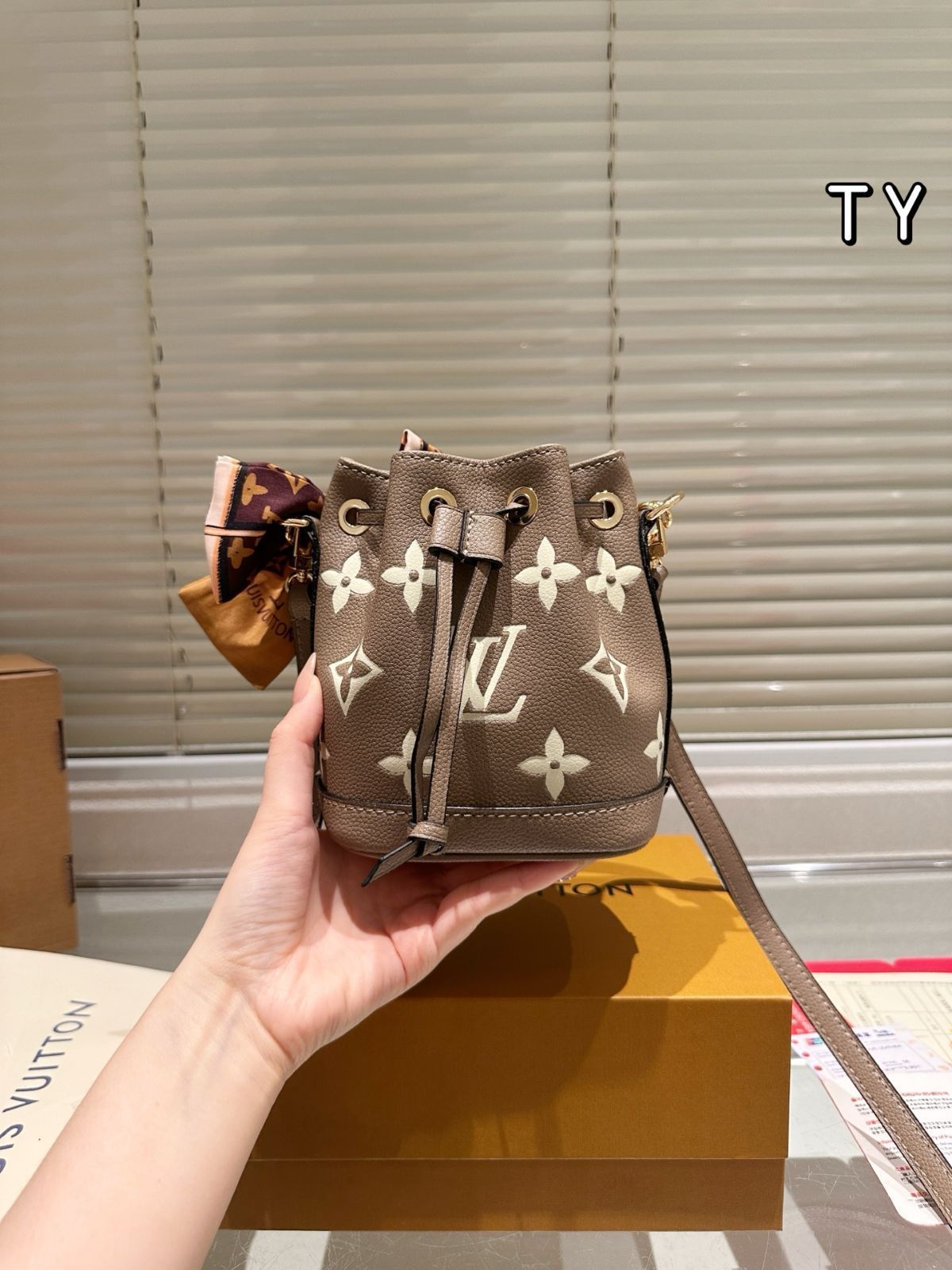 今日特価】LV Nano No? ルイヴィトンナノノエ バケットバッグ