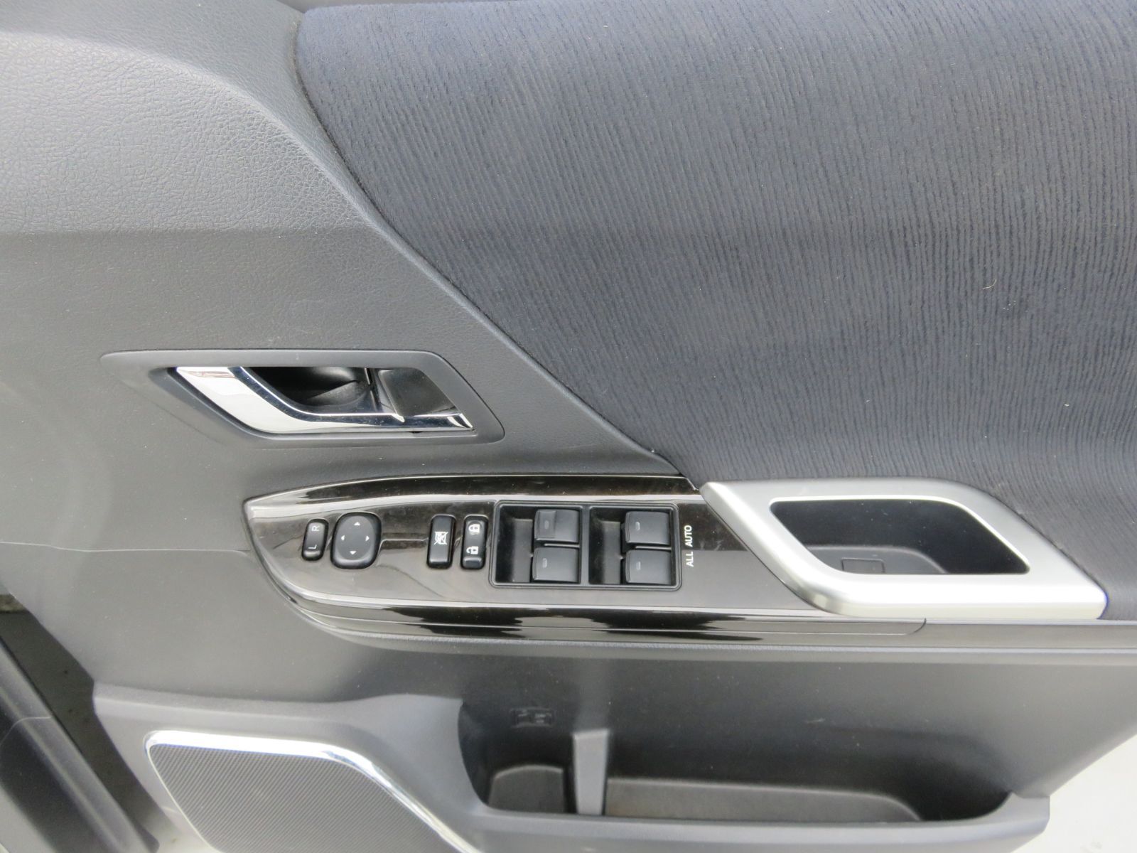 PWスイッチ 左右前