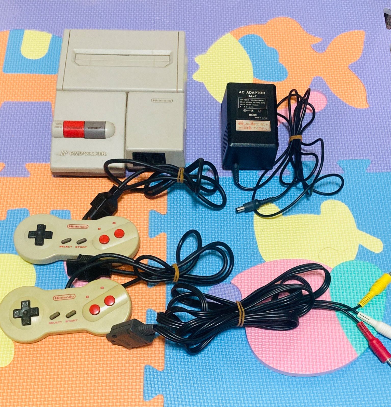 ニューファミコン本体　箱説なし　HVC-NFF