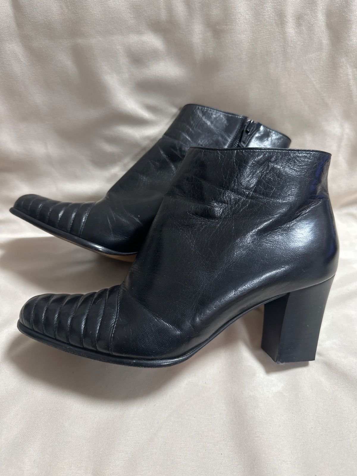 ショートブーツ