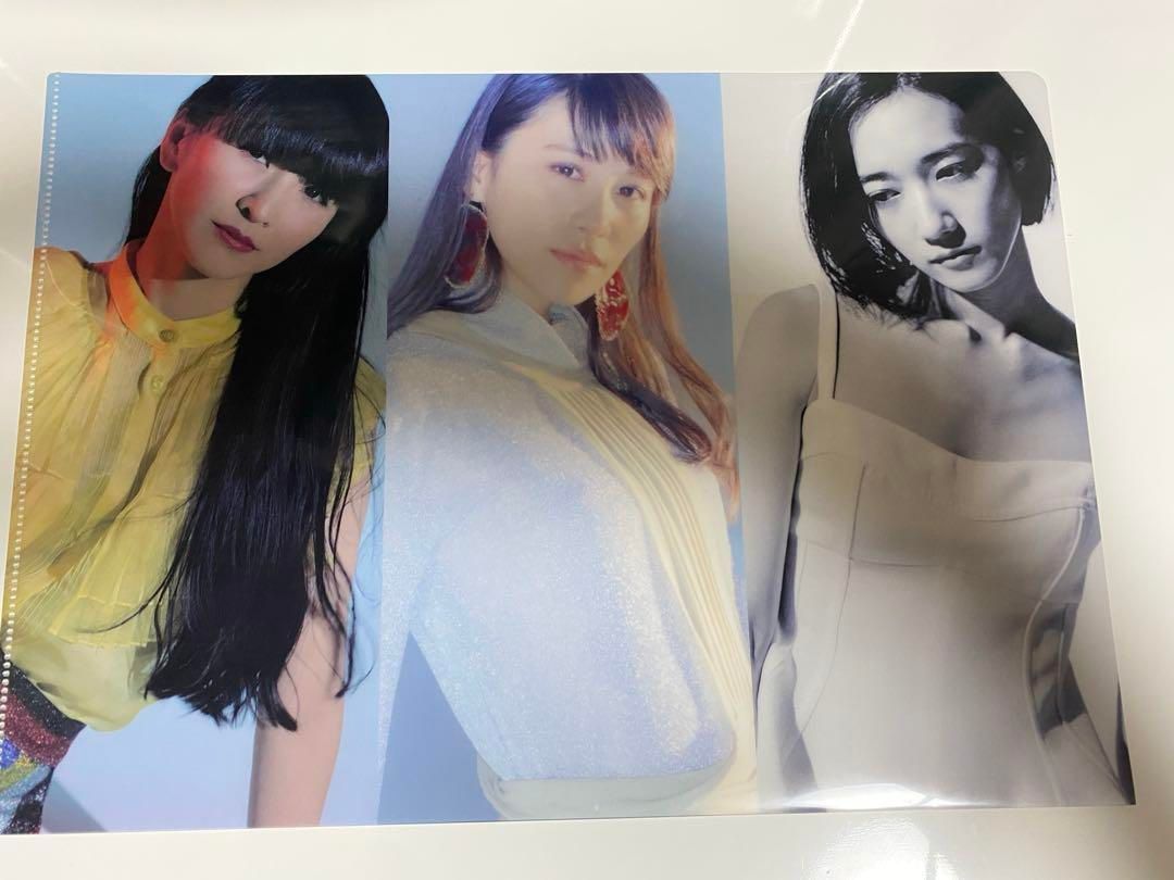 大人気商品 おまけ付‼︎ Perfume A4 クリアファイル
