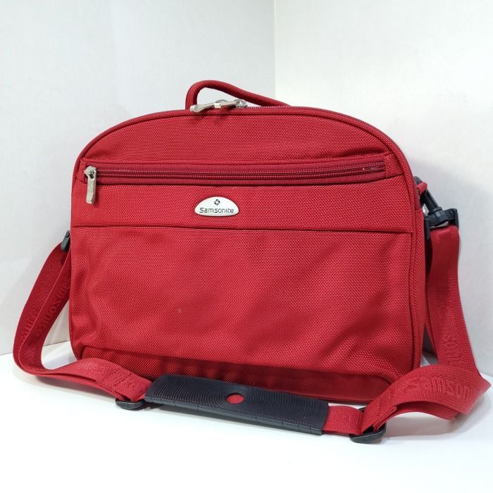 サムソナイト Samsonite USA ナイロン 2way キャリーオンバッグ 旅行 トラベルバッグ 肩掛け ショルダーバッグ ミニボストンバッグ ユニセックス レッド 6826794e20250207