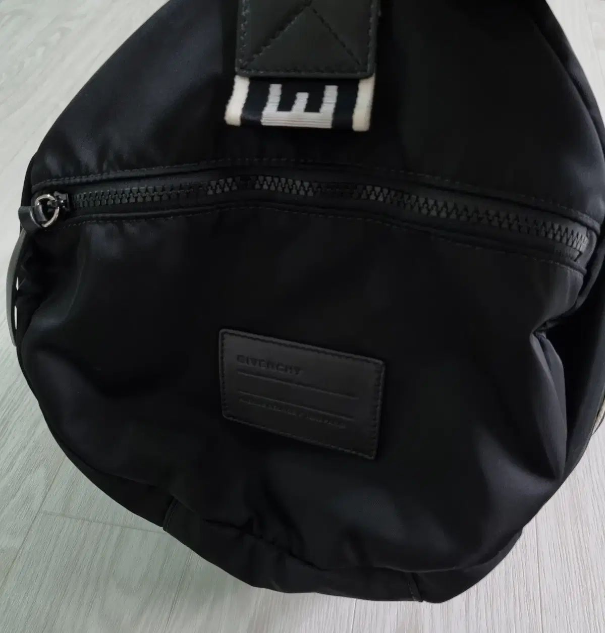Givenchy(ジバンシィ) バンディング ロゴ ナイロン ボストン