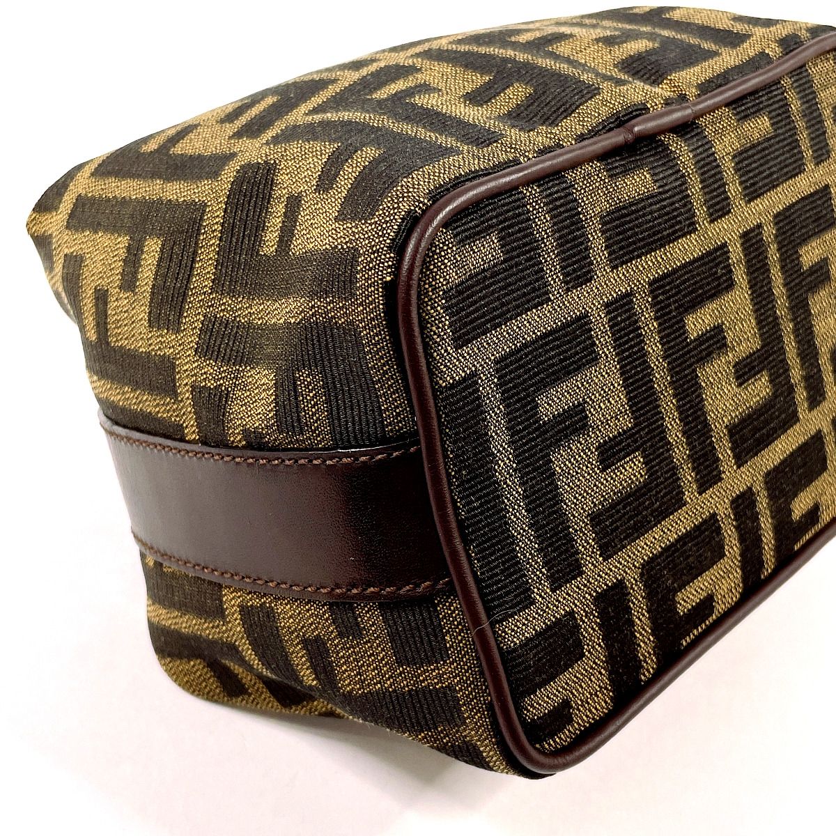 フェンディ ポーチ バニティバッグ ズッカ ブラウン FENDI フェンディ
