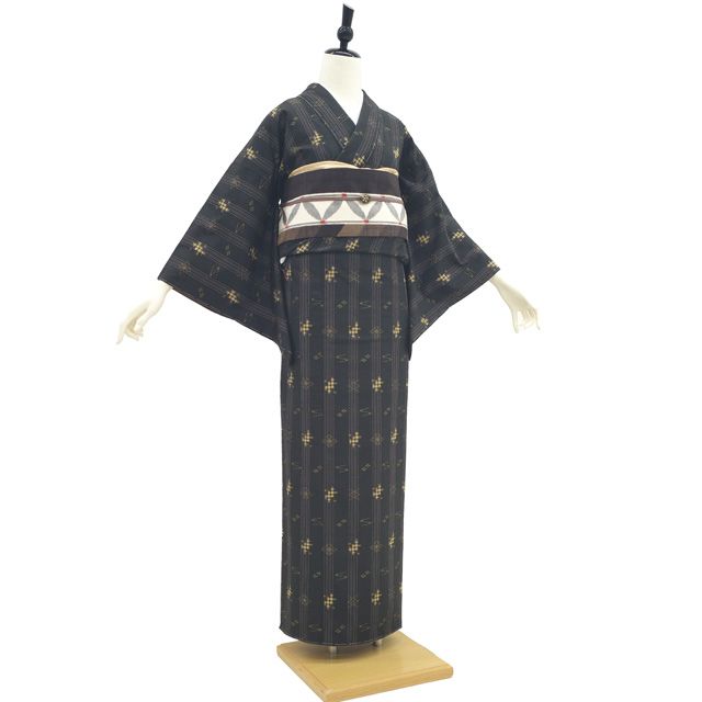琉球絣　新品未使用 ○507mt2○夏物 手織り 本場琉球絣 大城栄光 縞にトーニー 証紙