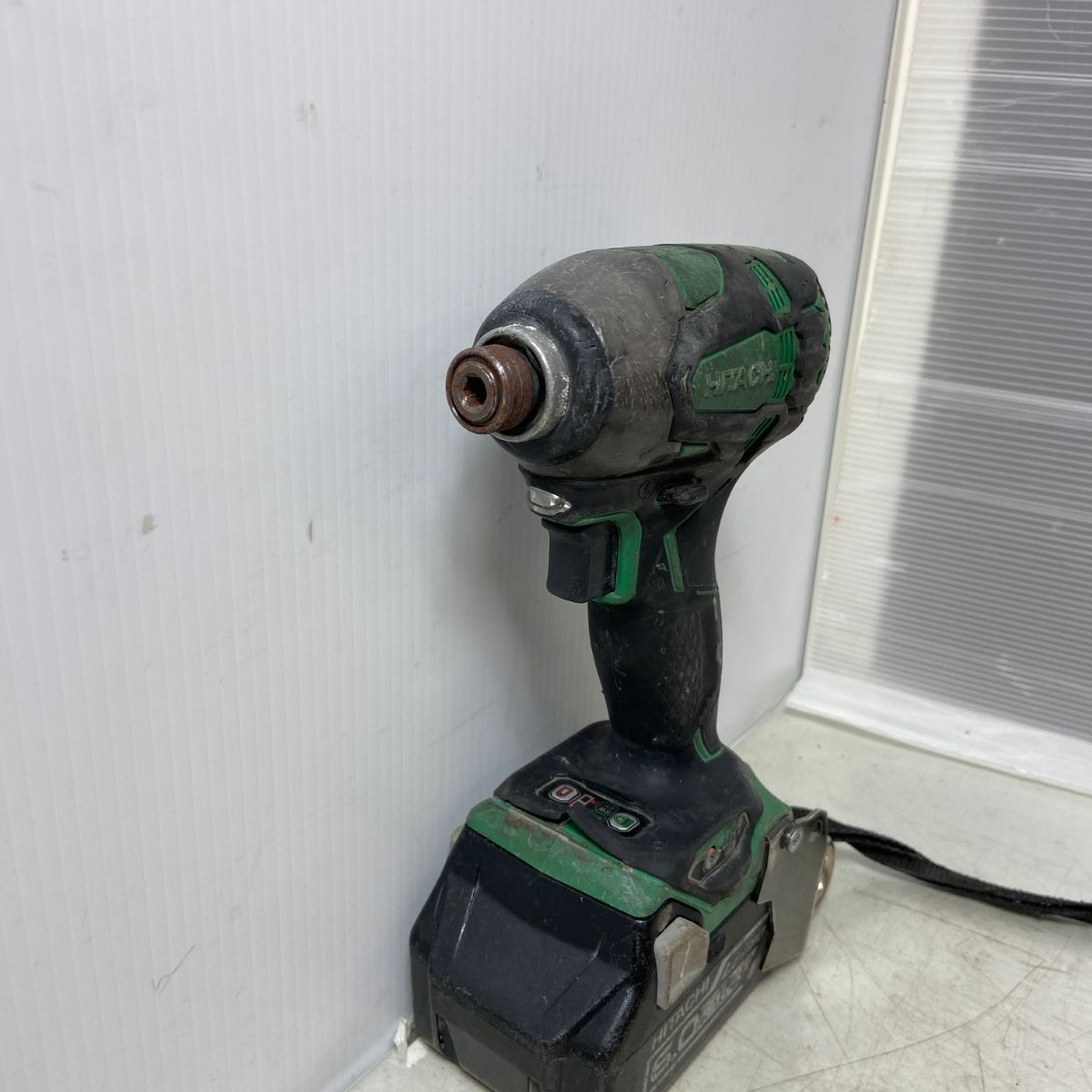 ΦΦHITACHI 日立 インパクトドライバ グリーン