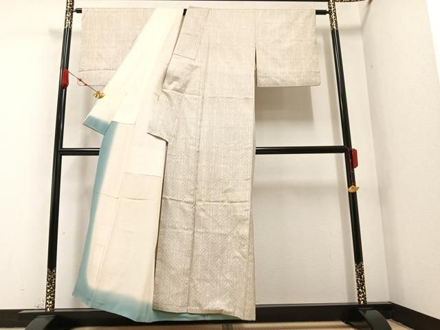 平和屋着物○本場大島紬 白大島 一元7マルキ 唐草文 正絹 逸品