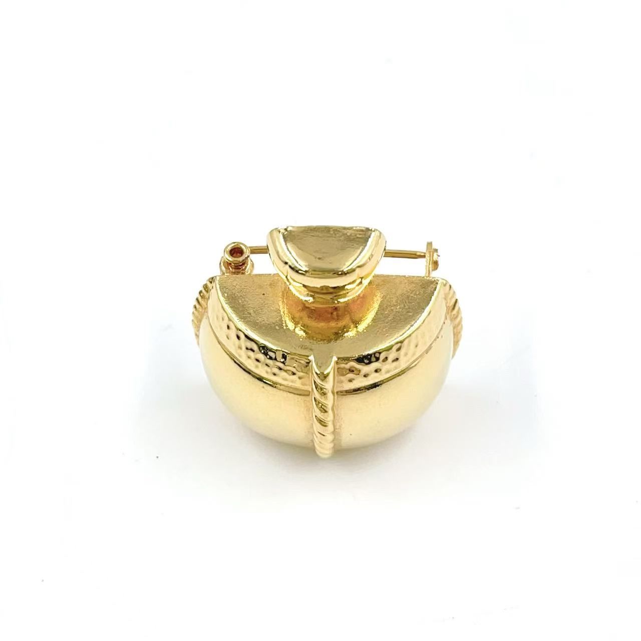 YVES SAINT LAURENT YSL ゴールド ブローチ鑑定済み YVES SAINT