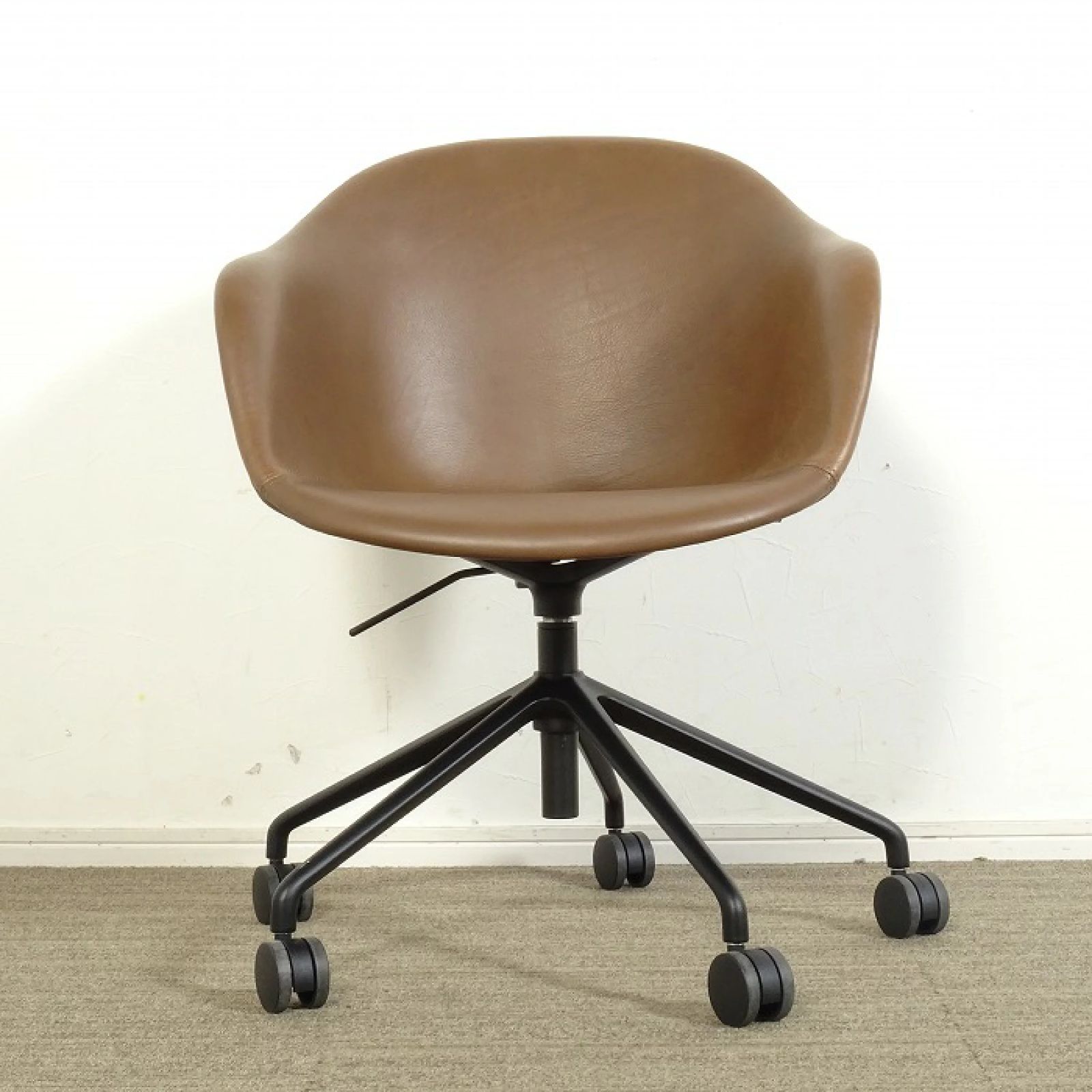 ◾︎SELUNO◾︎ 【展示良品】BoConcept ボーコンセプト Adelaide ◾︎SELUNO◾︎ 【展示良品】BoConcept ボーコンセプト Adelaide