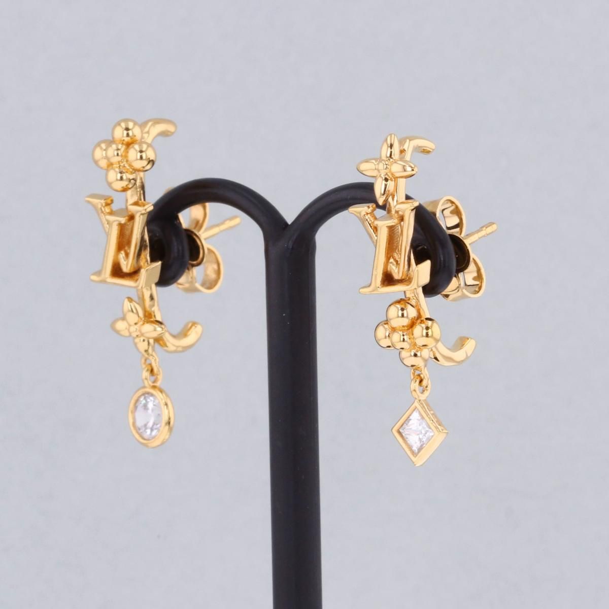 新品・未使用☆正規品 VUITTON ヴィトン ピアス LV インザスカイ ルイ