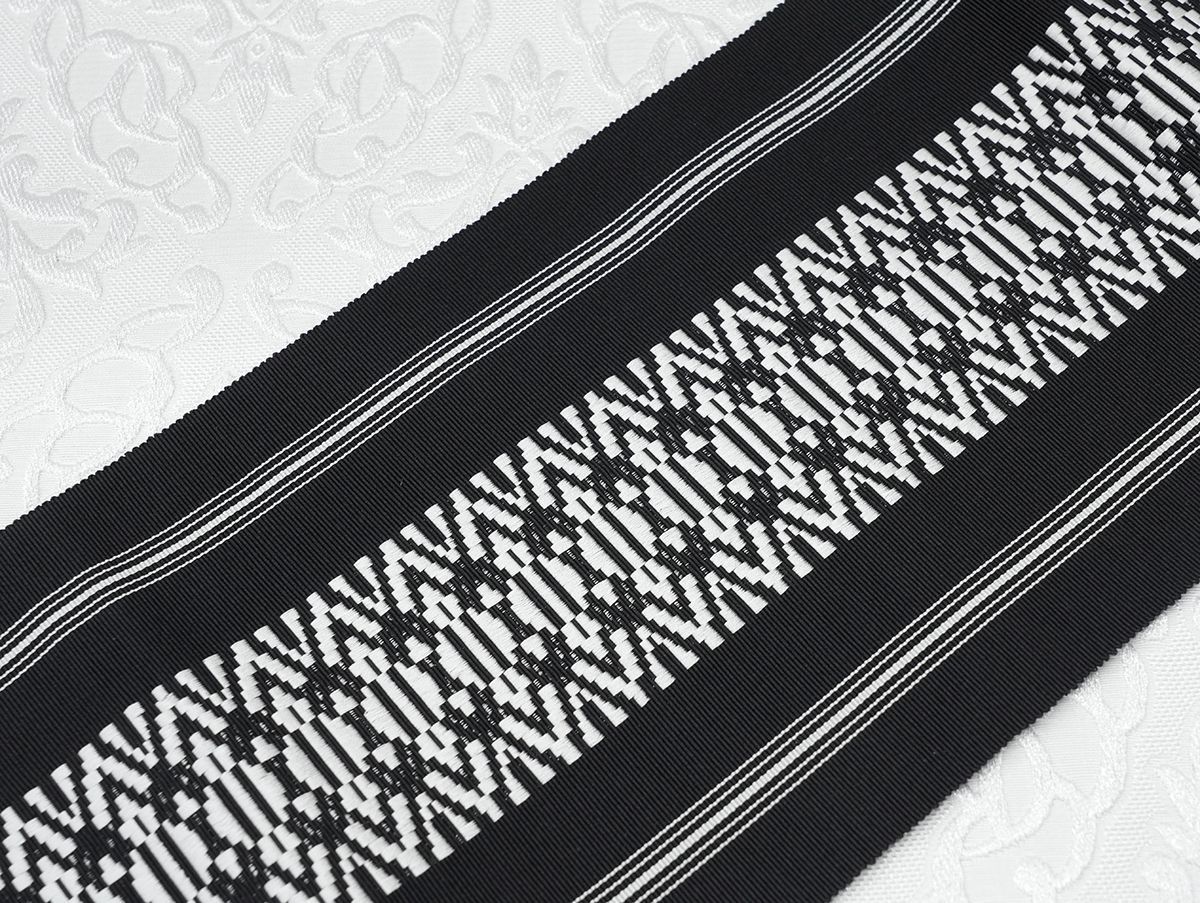 １本限り！新品 博多織 単衣半幅帯 浴衣帯 黒×黒 一本独鈷 帯端処理済 残り僅か！新品 博多織 【長尺】単衣半幅帯 浴衣帯 黒×白一本