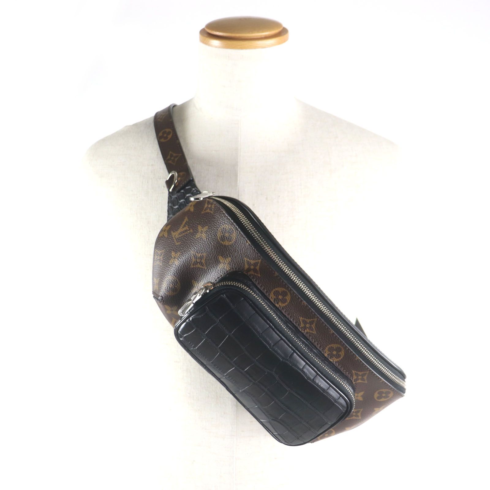 極美品▽LOUIS VUITTON ルイヴィトン N96217 モノグラム バムバッグ 