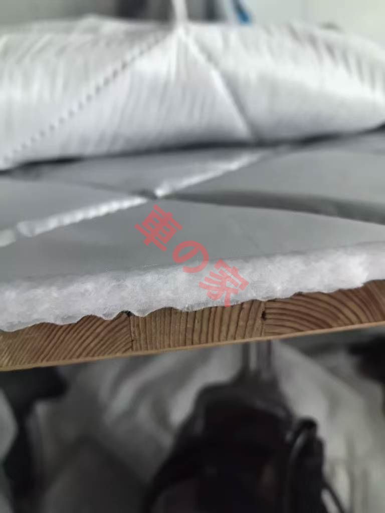 自動車カバー 防風