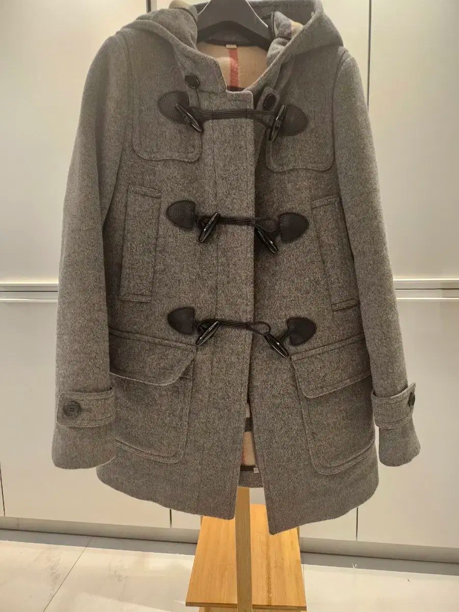 即買い必須！ バーバリー ヘリンボーン フーデッド ダッフル コート