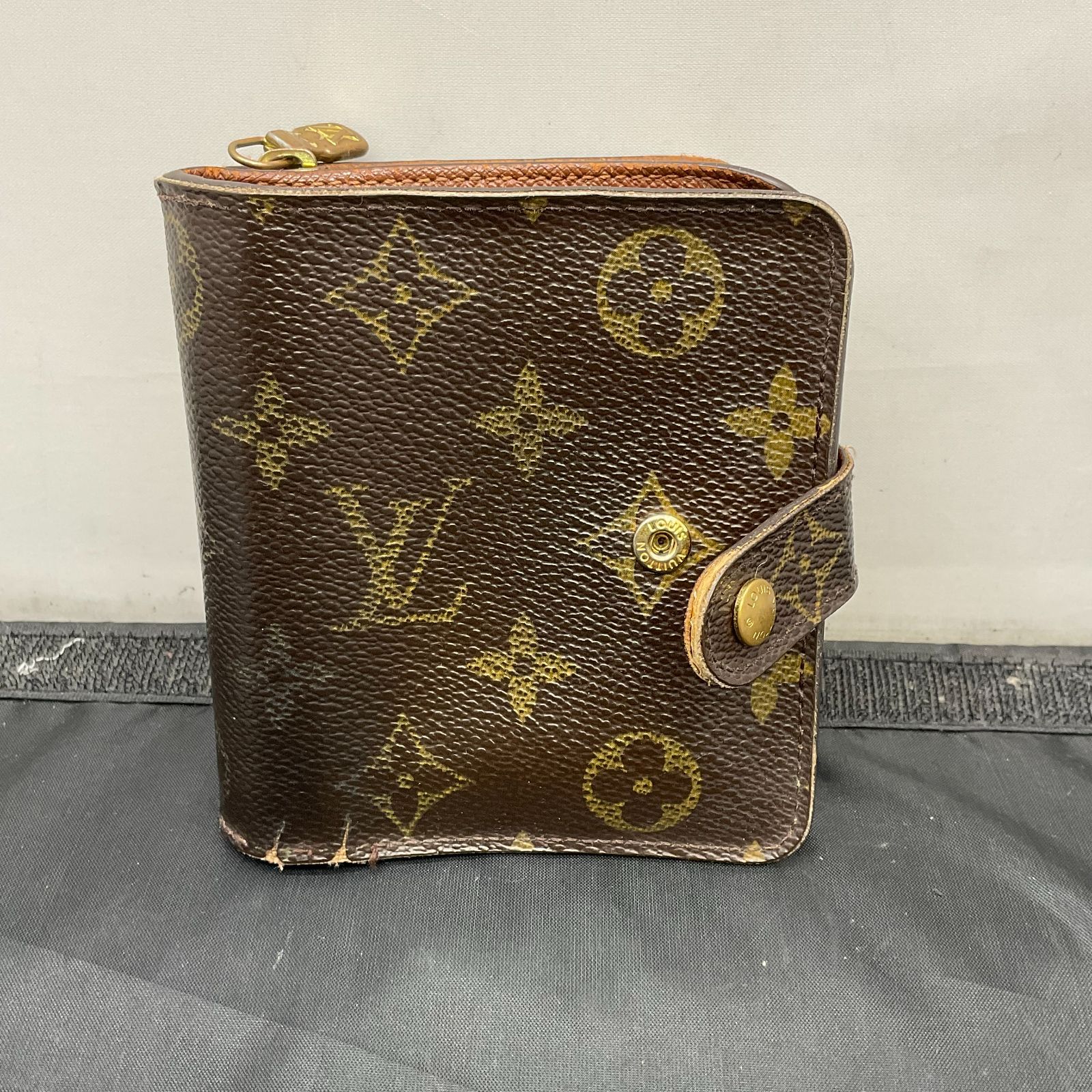 ルイヴィトン 財布 モノグラム 財布 B25091868