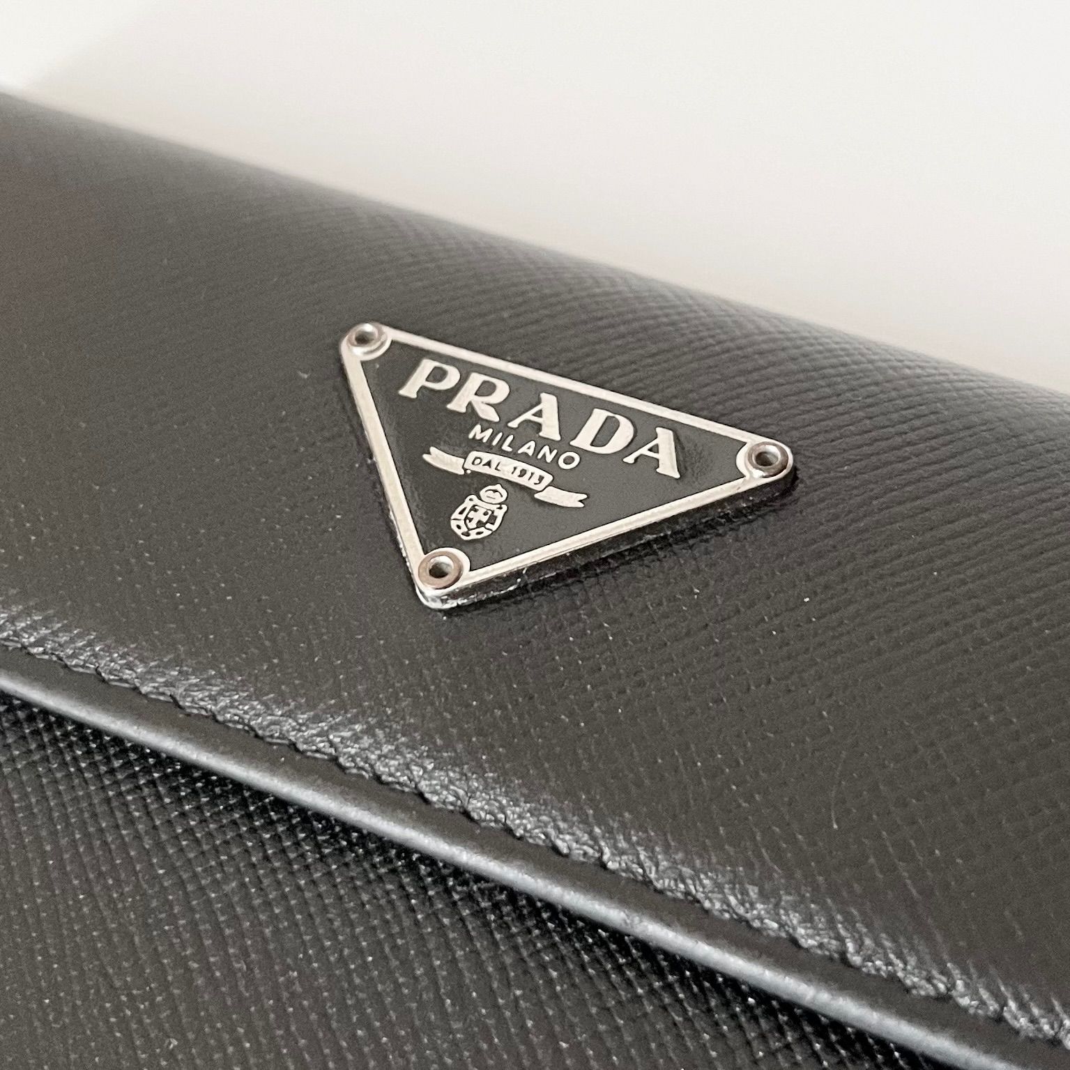 PRADA プラダ サフィアーノレザー 三つ折り財布